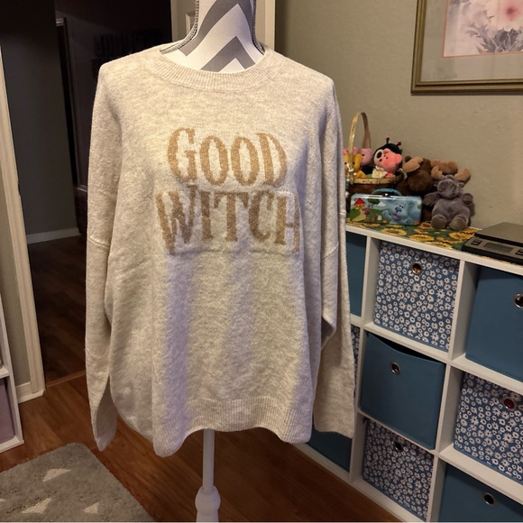 Vince Camuto Halloween Sweater - Picture 1 of 9